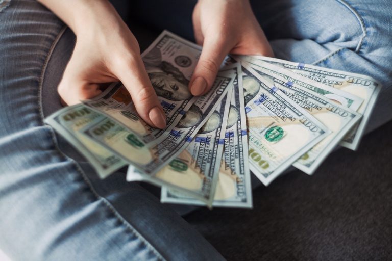 money in the hand