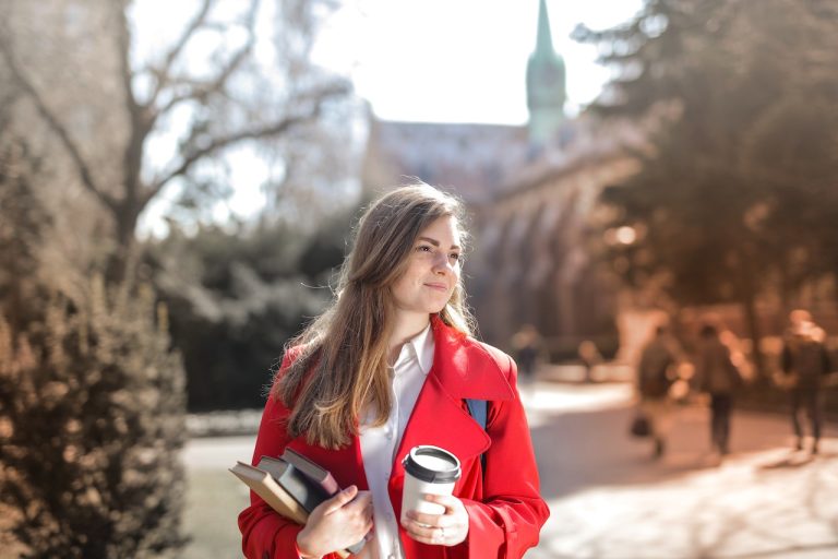 A smiling girl after moving to Ottawa for university