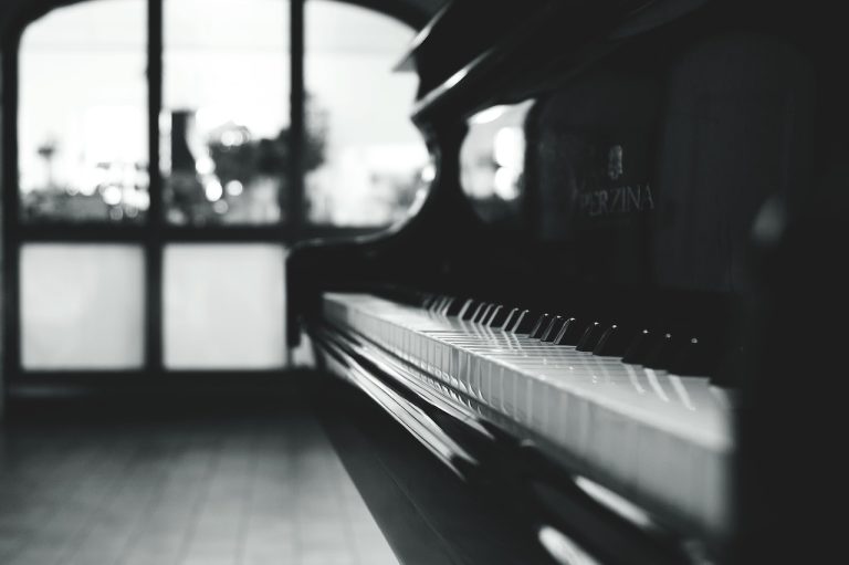 Your living room before you decide on moving a grand piano