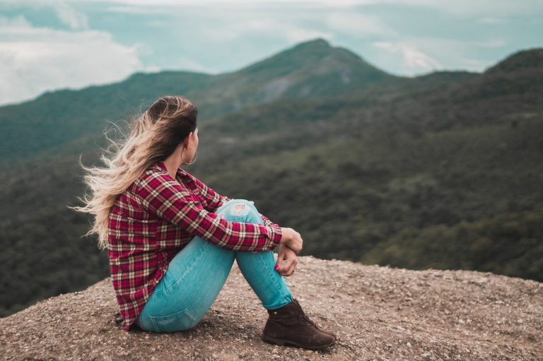 A woman thinking about the reasons to settle in Brockville