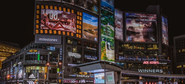 Electric advertisements on buildings in Toronto