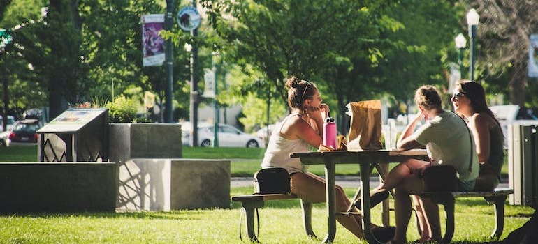 Enjoying beautiful outdoor spaces are among the reasons people move from Montreal to Ottawa