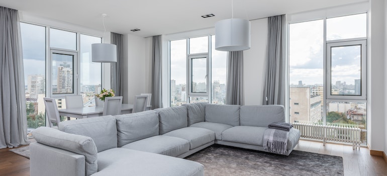 The best time to buy an apartment in Ottawa is definitely fall or winter, in terms of prices.