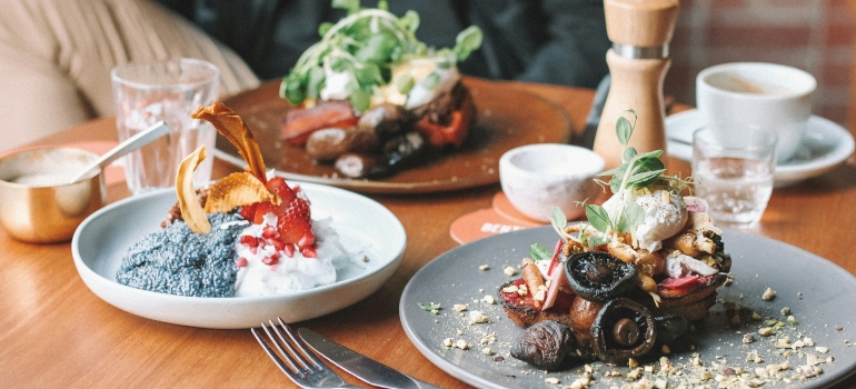Picture of served food 