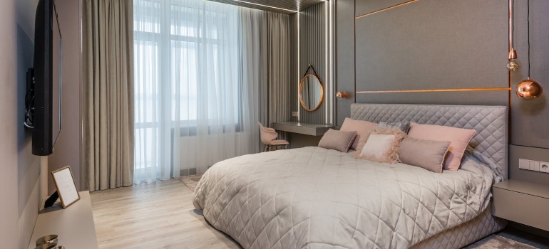 a luxurious apartment in Ottawa