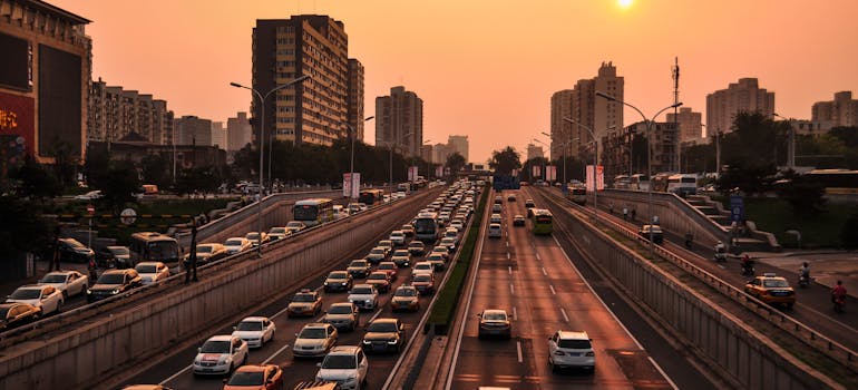 Vehicles on the road. costs of moving to Ottawa in 2024