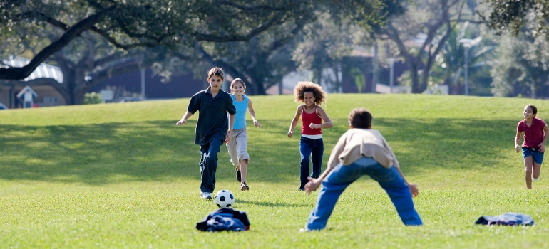 kids playing