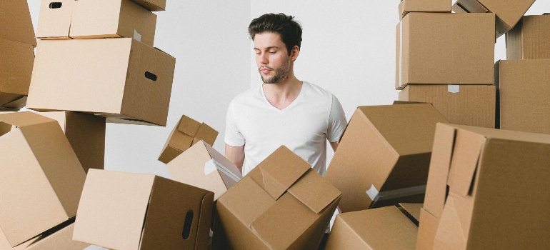 a man about to move out and sell your Ottawa home after divorce