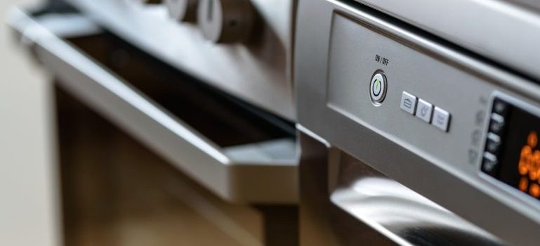 photo of kitchen appliances