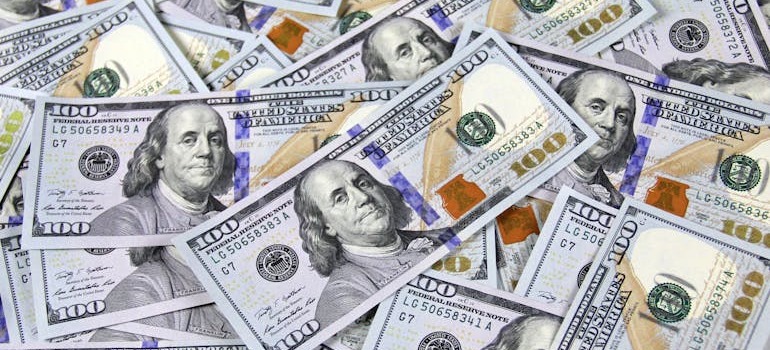Dollar bills you'll save decluttering before moving in Ottawa