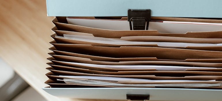 Documents inside a folder