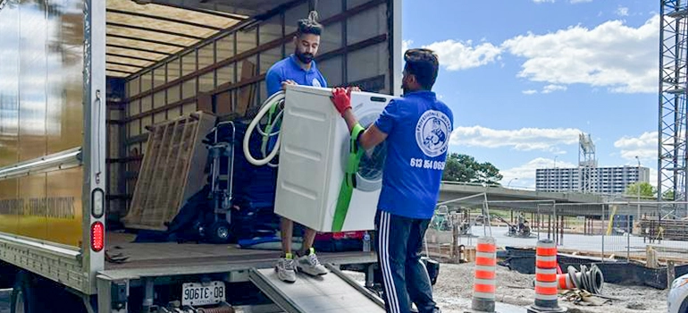 Why You Need a Professional Moving Company in Ottawa